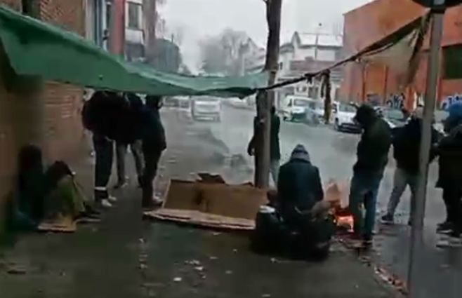 refugio-protesta-El-Hornero-lunes-23-junio.jpg