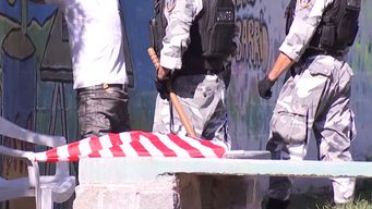 ocho allanamientos en bocas de venta de drogas termino con la detencion de al menos 9 personas