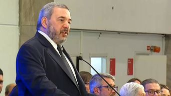 aprobacion de bergara cayo 18 puntos desde agosto y la desaprobacion crecio 12 puntos