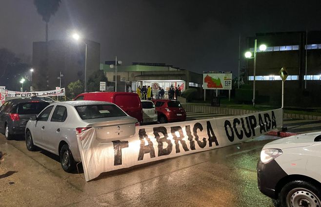 Sindicato de Ancap ocupa la refinería de La Teja. Foto: Federación Ancap (sindicato).