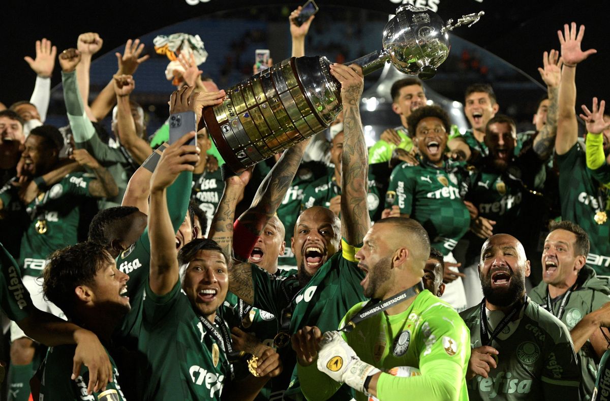 Palmeiras ganó la final en Montevideo y se consagró Bicampeón de la Copa Libertadores