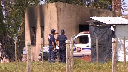 realizan pericia para determinar si la mujer hallada muerta en durazno sufrio violencia