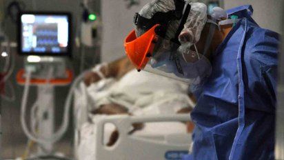 desesperado pedido de una medica para que se cuiden del covid-19