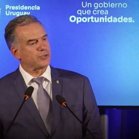 El video de Presidencia de la República a un año del gobierno de Yamandú Orsi El video de Presidencia de la República a un año del gobierno de Yamandú Orsi