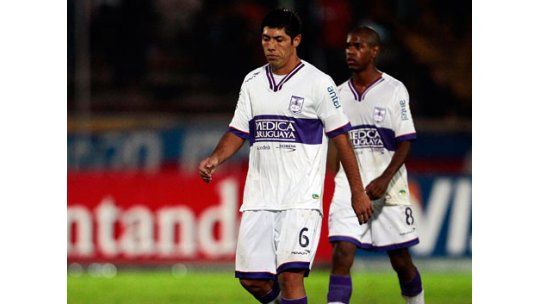 Defensor ante Vélez por el sueño de octavos