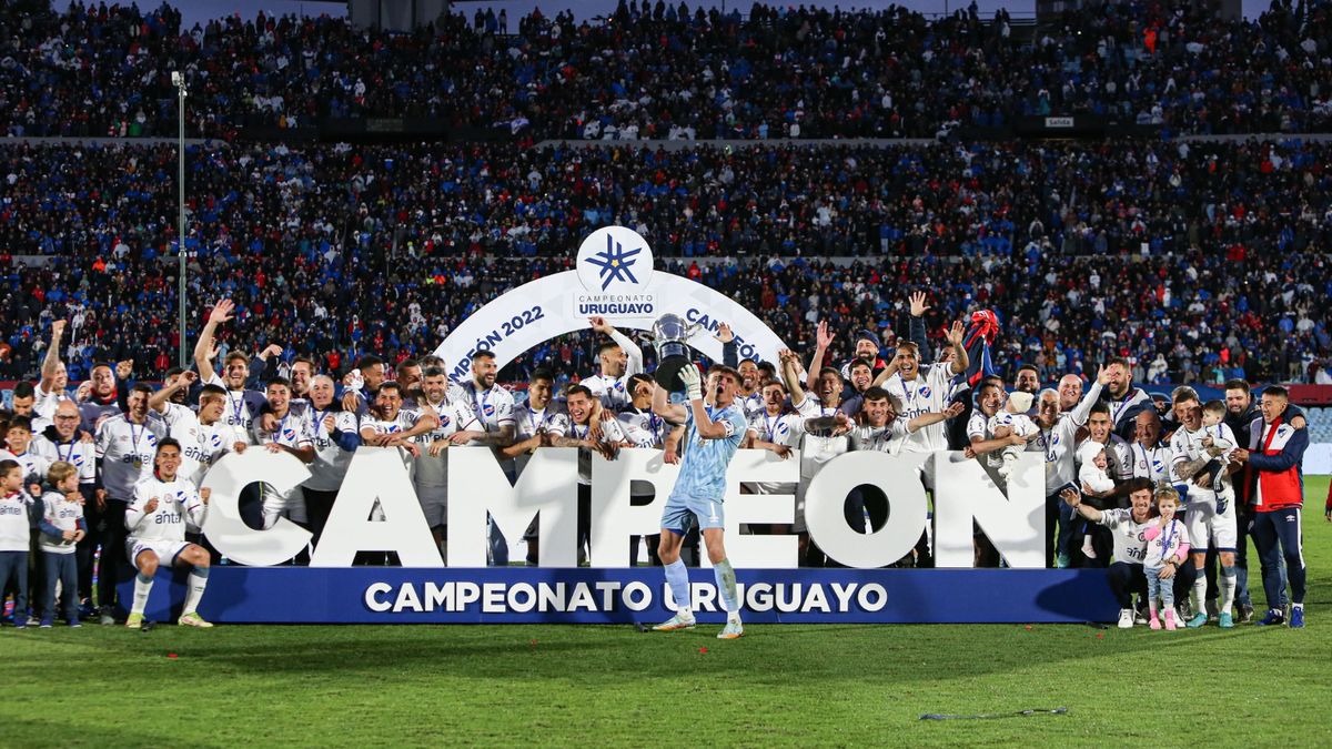 Nacional es el nuevo campeón del fútbol uruguayo; venció a