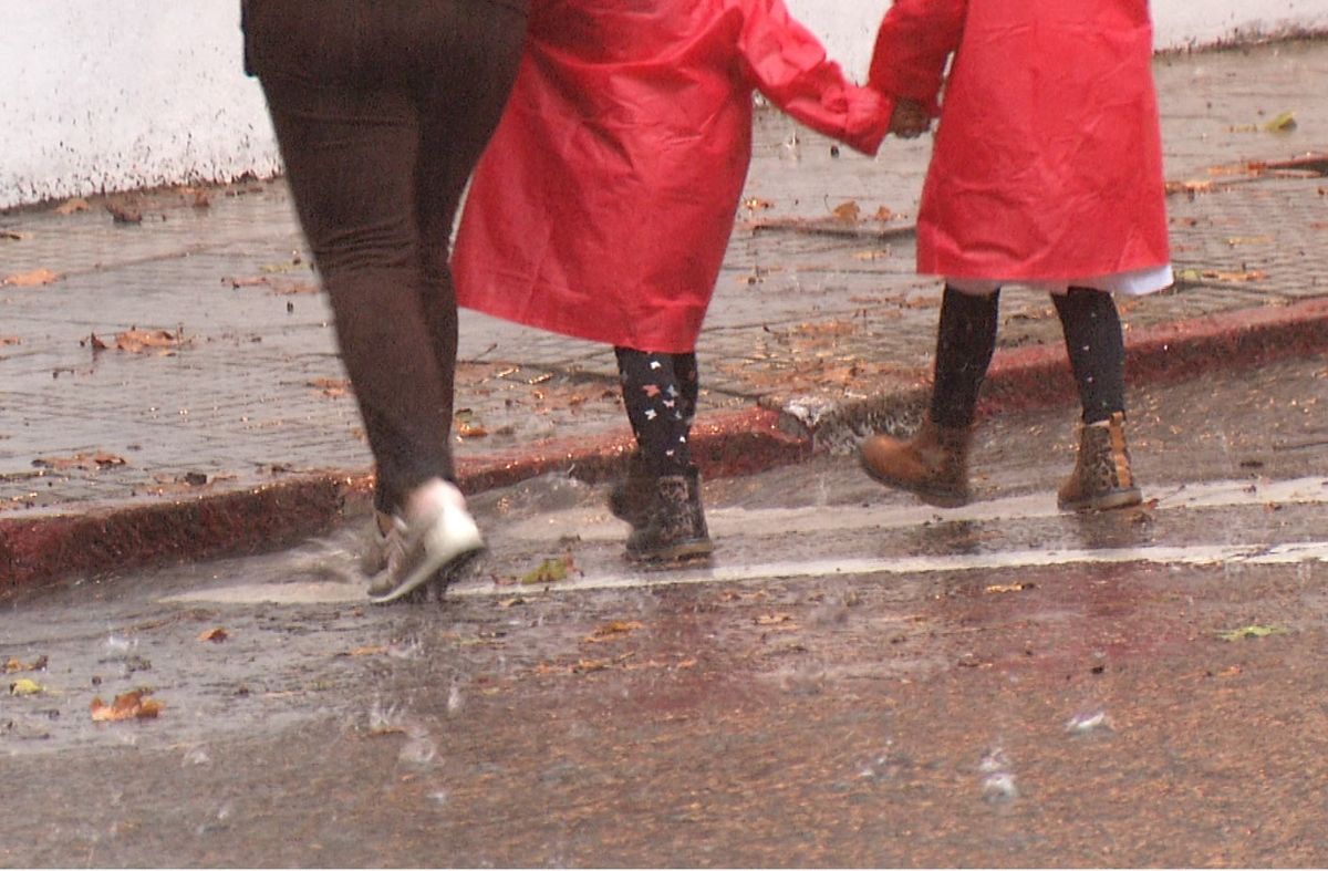 Fresco, inestable, con lluvias y posibles tormentas, así comienza la semana y el último mes del año