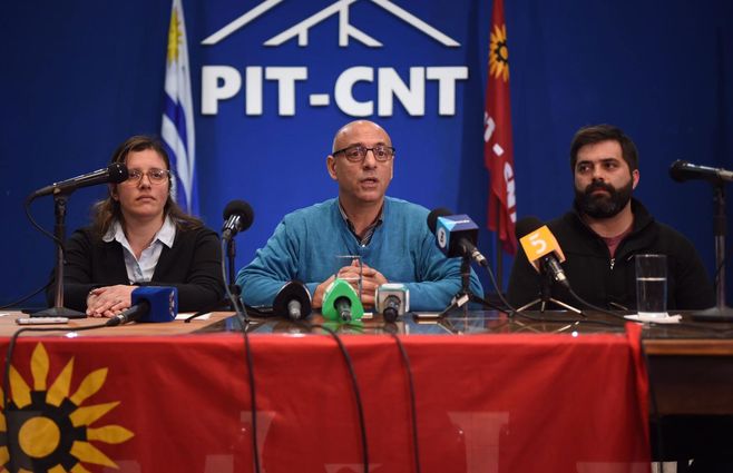 Conferencia de prensa del sindicato de Ancap y el PIT-CNT. Foto: FocoUy.