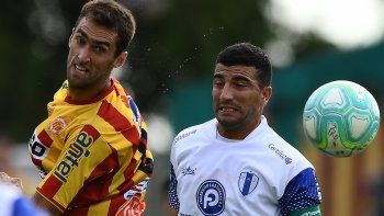 Progreso ganó 1-0 a Juventud y lidera la tabla junto a Peñarol