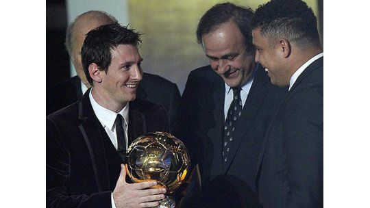 Lionel Messi ganó su tercer Balón de Oro consecutivo