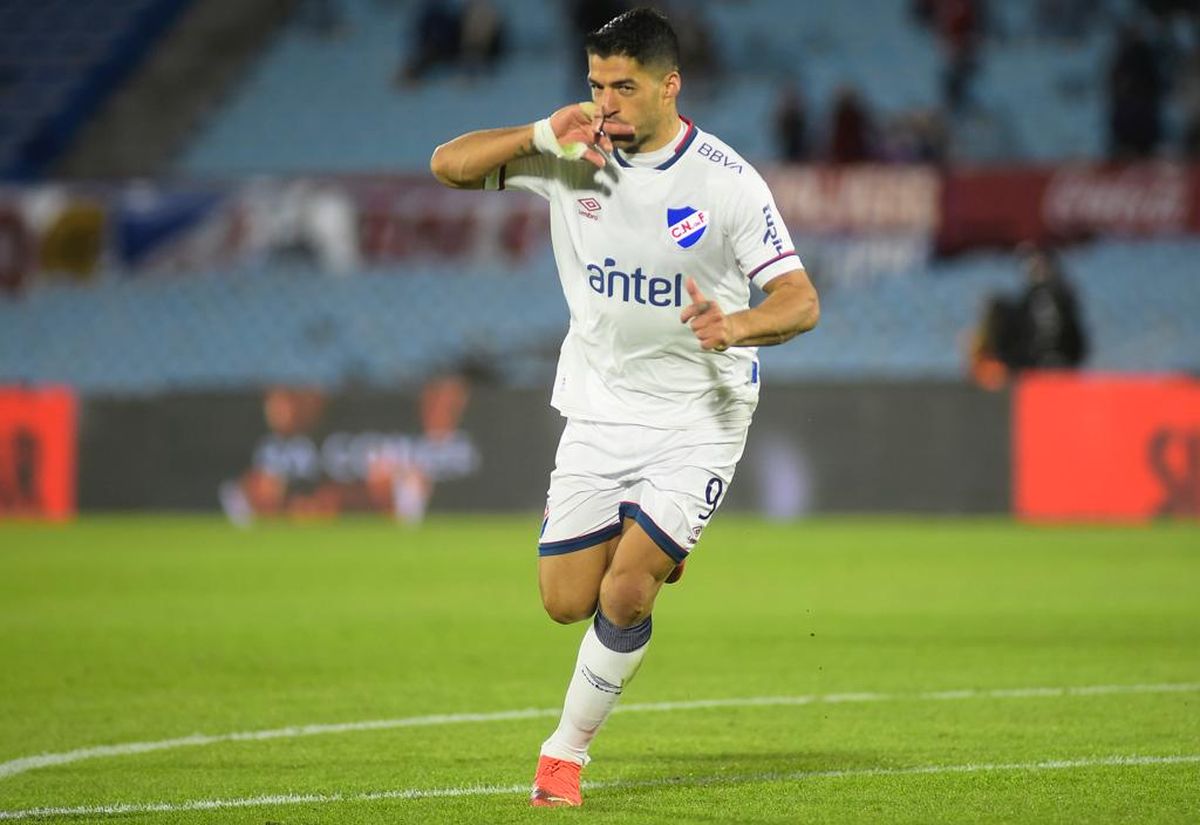 Gol de Suárez y la Tabla Anual para Nacional. Campeonato Uruguayo