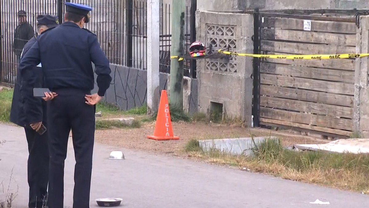 Quíntuple homicidio en el barrio El Monarca: atacaron dentro de su casa a los Suárez, criminales que operaban en Villa Española