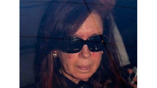 Operan a Cristina Kirchner para drenar hematoma en el cerebro