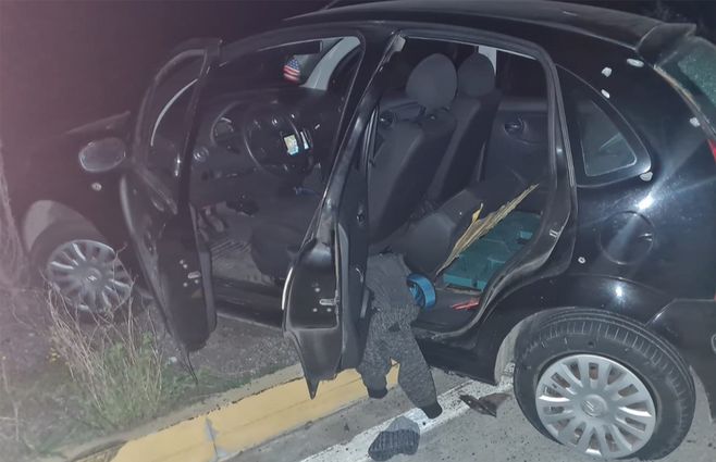 19-kilos-cocaina-cardona-auto-delincuentes.jpg