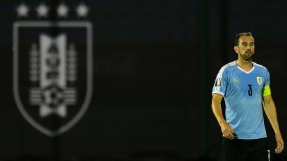 italia se suma a la negativa de ceder futbolistas y uruguay esta cada vez mas afectado