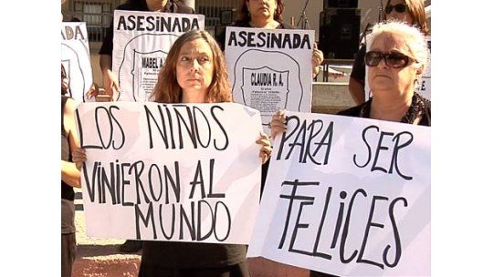 Mujeres de Negro recordó a niños víctimas de violencia doméstica