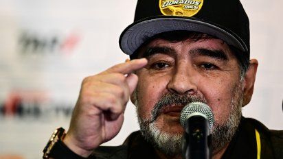 maradona: le diria a messi que no venga mas a jugar con la seleccion