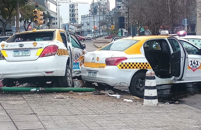 siniestro-tránsito-taxis-cordon
