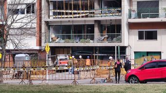 cuatro personas continuan internadas tras la explosion en villa biarritz; dos en el cenaque