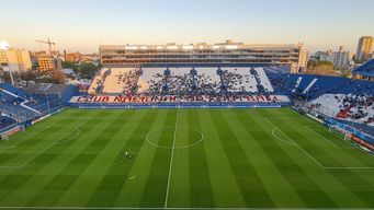 el regreso de luis suarez: llevan 15.000 entradas vendidas y fuentes pidio llenar el parque