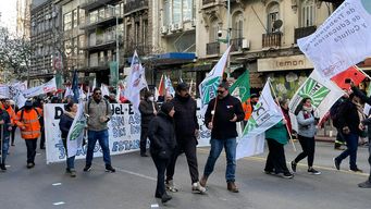 Marcha del PÎT-CNT, julio 2023. Foto: archivo.