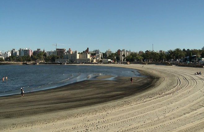 Foto: Subrayado. Playa Ramírez, en la mañana de este viernes.