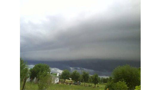 Alerta naranja por tormentas fuertes en 12 departamentos