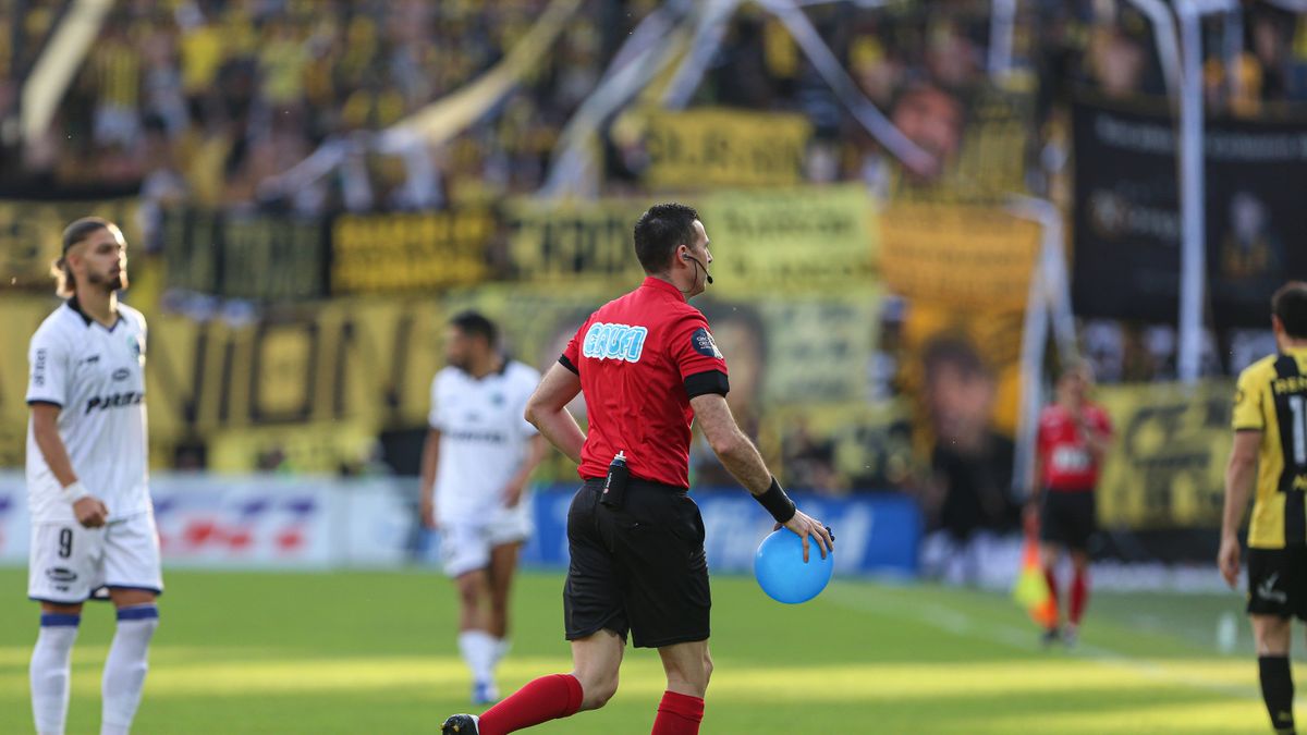 El Liverpool de Samudio cayó ante Peñarol y habrá finalísima en Uruguay -  Fútbol Internacional - ABC Color