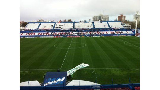 Nacional recibe a El Tanque Sisley esta noche