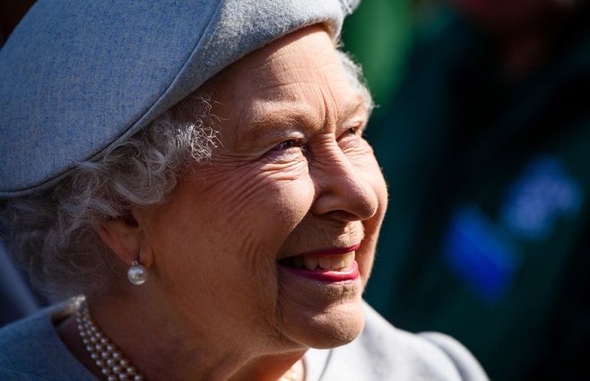 REINA-ISABEL-II-FOTO-ARCHIVO-AFP.jpg