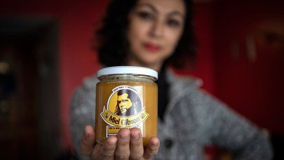 miel gibson, un final feliz para el emprendimiento chileno que molesto al actor