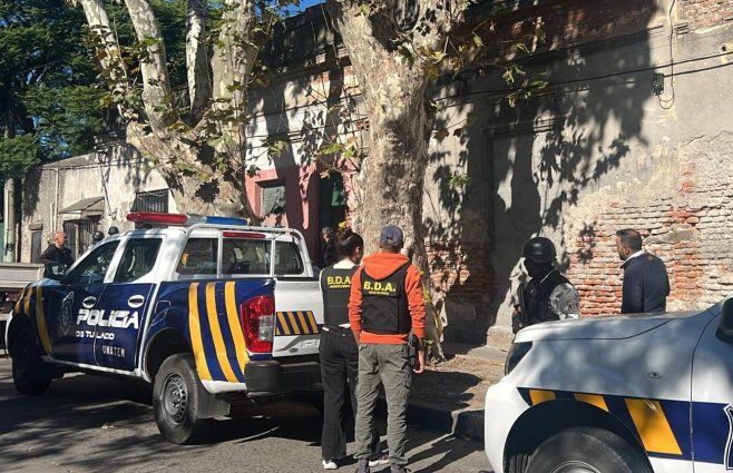 Foto: Subrayado. Boca de drogas tapiada en Villa Española.