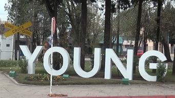 robo e intento de secuestro en local de pagos de young; hubo persecucion y disparos con la policia