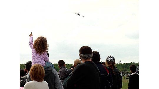 Festival aéreo por los 100 años de la aviación nacional