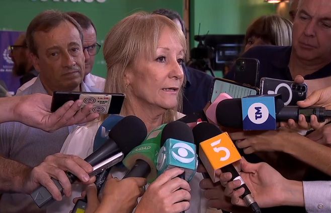 carolina-cosse-rueda-antel-arena.jpg