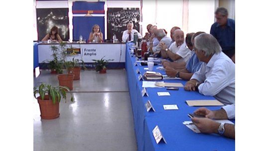 FA apuesta a la negociación en ley de responsabilidad empresarial