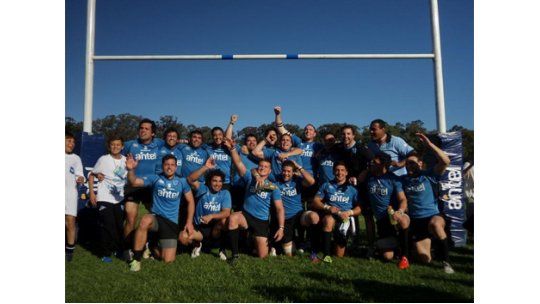 Los Teros vuelan a Inglaterra para disputar el Mundial 2015