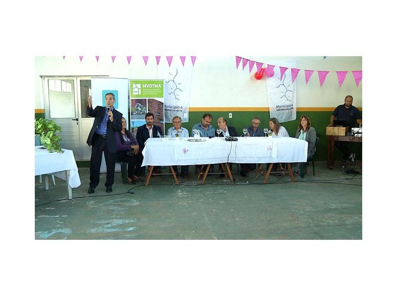 Relojarán a 110 familias del barrio Mailhos en la zona de Paso de la Arena