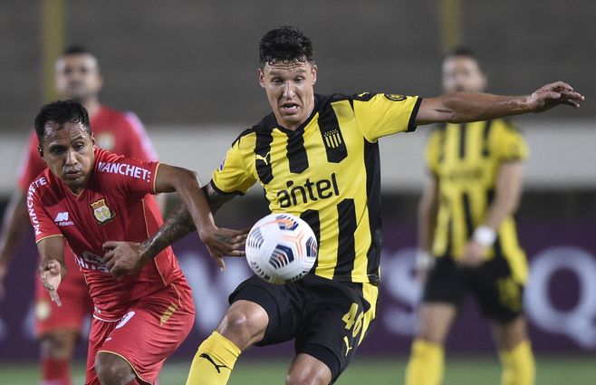 Musto cumplió su tarea con creces. Fue sustituido por Freitas en el segundo tiempo.