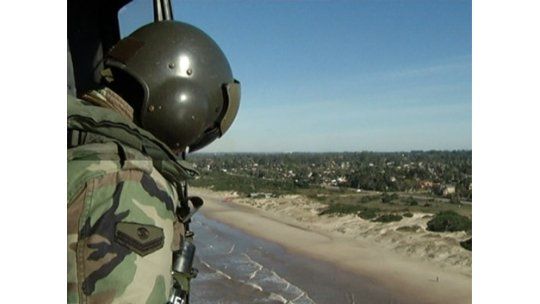 Buque Oyarbide permitirá búsqueda submarina de avión desaparecido