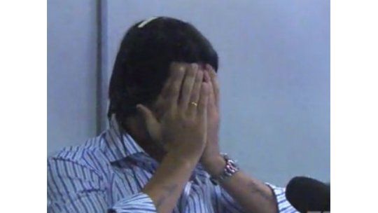 Mirá cómo sufrió el Loco Abreu comentando para la TV de Brasil