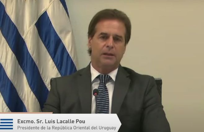 lacalle-pou-cumbre.jpg