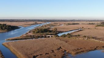 historia y naturaleza en santiago vazquez, el unico pueblo de montevideo