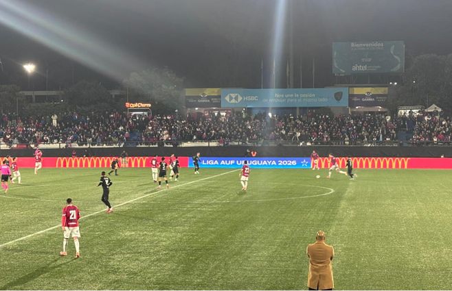 charrúa-estadio-montevideo-nacionl-toque