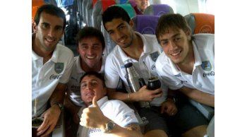 Uruguay partió hacia Asunción para enfrentar a Paraguay