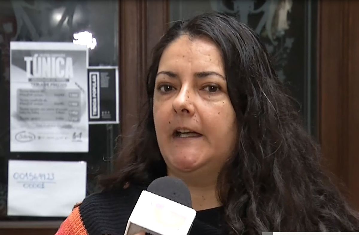 Dirigente de Ademu reconoce que el paro de este jueves se comunicó "tardíamente" y dice que la agresión a la maestra era "evitable"