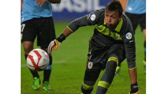 Muslera se lesionó y fue desafectado para partidos ante Jordania