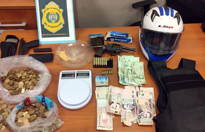 Foto: Ministerio del Interior. Todo lo incautado en el allanamiento.