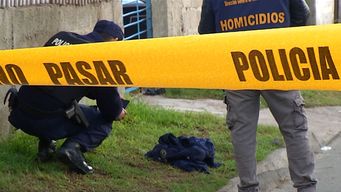 detuvieron a otro sospechoso por el homicidio en el que delincuentes usaron ropa policial