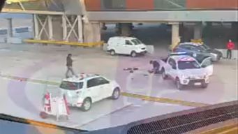 dos muertos en el robo frustrado de 32,5 millones de dolares en aeropuerto de santiago